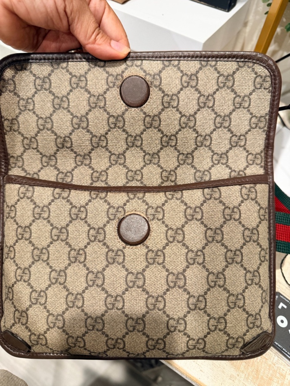 Gucci Vintage Neo GG Supreme Messenger Bag - Picture 8 of 12